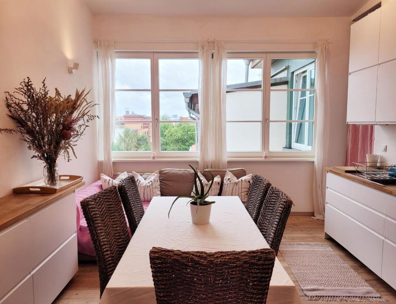 Room In Berlin City Center Экстерьер фото